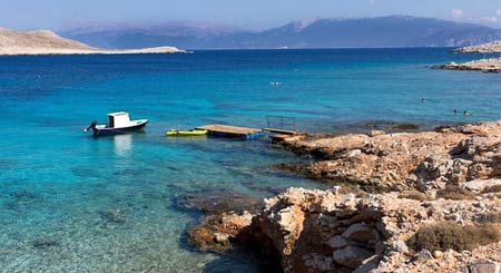 ΞΕΝΟΔΟΧΕΙΑ ΕΝΟΙΚΙΑΖΟΜΕΝΑ ΔΩΜΑΤΙΑ ΧΑΛΚΗ